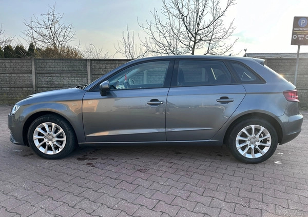Audi A3 cena 39999 przebieg: 149000, rok produkcji 2013 z Biała małe 106